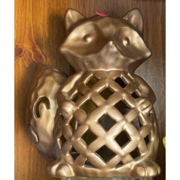 Bronze Finish Ceramic Raccoon Candle Holder - Picture 4 of 8